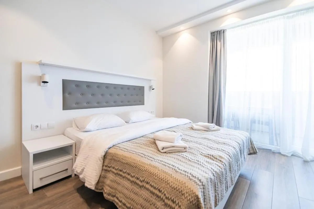 Sea View Studio Apt In Alliance Palace By Wehost Batumi 0*,